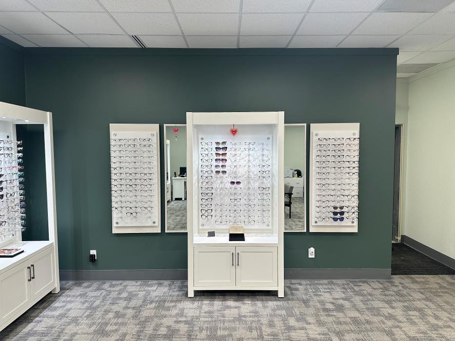ALASKA EYE CARE CENTERS - Updated July 2026 - 11 Photos & 15 Reviews ...