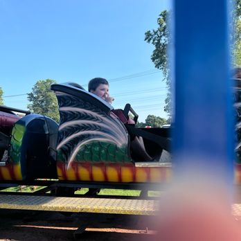 Marenna Amusements - Dragon Wagon Ride - Amusement Parks Near Me