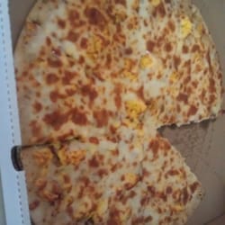 Brookys - Amazing breakfast pizza!
