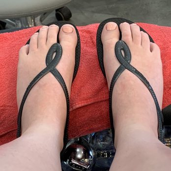 Jazz Nails Lounge - Two different shapes for big toe right nail curved to the right, uneven paint at cuticles. - Nail Salons Near Me - Henderson, Nevada