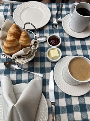 Pig Hill Inn by null