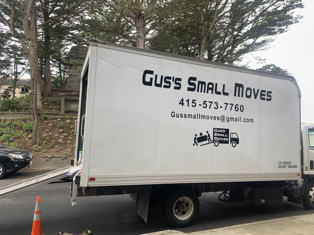 GUS'S SMALL MOVES LLC