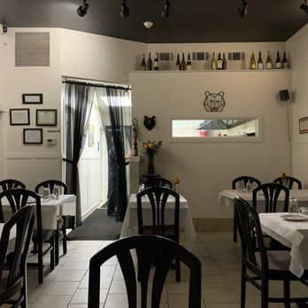 The Black Bear Bistro - Quaint and Cozy. - New American Near Me - Algonquin, Illinois