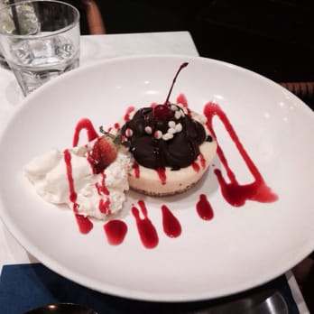 Blue Room Restaurant Bar Cafe - Mediterranean Near Me - South Melbourne, VIC