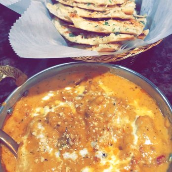 Nirvanis Indian Kitchen - Kashmiri Curry with Garlic Naan - Indian Near Me - New Brunswick, New Jersey