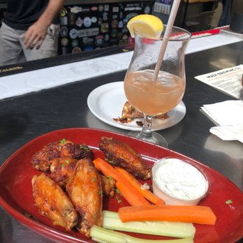 Maui Brewing - Brewpubs Near Me - Lahaina, Hawaii
