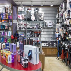 HUSTLER Hollywood - Featuring the best bluetooth, app-enabled and high-tech adult toys in Cincinnati, Find your pleasure.