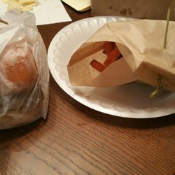 TJ Reed's Flippers - Food is nicely wrapped.