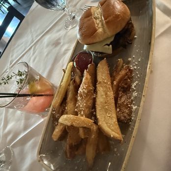 Helm and Honey - Blackhawk Farm burger - Southern Near Me - Louisville, Kentucky
