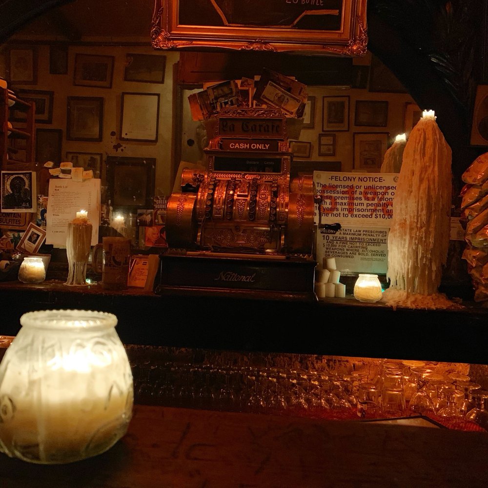La Carafe - Wine Bars Near Me - Houston, Texas La Carafe - Wine Bars Near Me - Houston, Texas