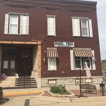 Basil Tree Ristorante - Restaurant Fry - Seafood Near Me - Dixon, Illinois