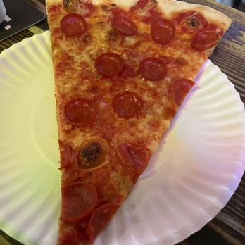 Dado's Pizza OKC - Pepperoni Pizza slice - Pizza Near Me - Oklahoma City, Oklahoma