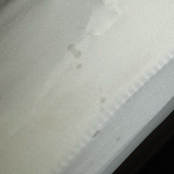 Quality Inn & Suites - Stained sheets - Hotels Near Me - Matteson, Illinois