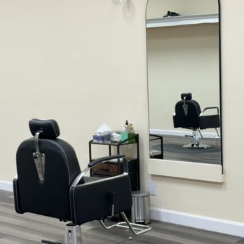 Leila Threading - Threading Services Near Me - Camarillo, California Leila Threading - Threading Services Near Me - Camarillo, California