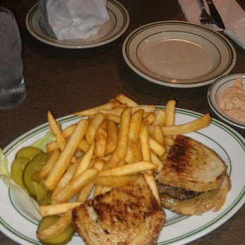 Pie 'n Burger - Burgers Near Me - Pasadena, California Pie 'n Burger - Burgers Near Me - Pasadena, California