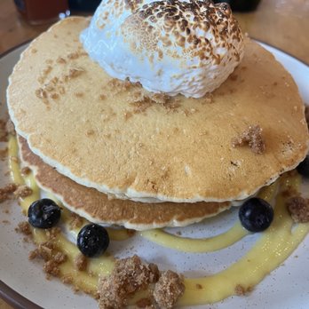 Yardbird Table & Bar - Blueberry Pancakes with lemon - Southern Near Me - Miami Beach, Florida