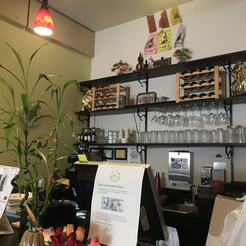 Thai Jasmine - Inside - Thai Near Me - Tracy, California