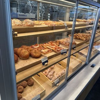 Paris Baguette - Pastries at 10am - Bakeries Near Me - Hayward, California Paris Baguette - Pastries at 10am - Bakeries Near Me - Hayward, California