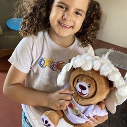The Learn School - Gigi and Leo, LEARN's mascot . Leo help kids understand and deal with their emotions.