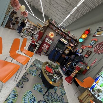 VA Vintage - Antiques - Thrift Stores Near Me - Virginia Beach, Virginia VA Vintage - Antiques - Thrift Stores Near Me - Virginia Beach, Virginia
