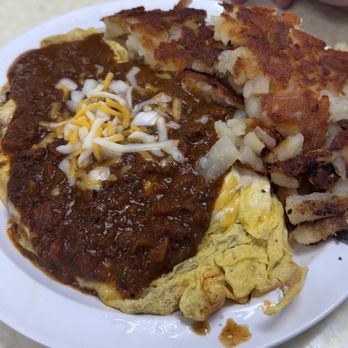 The Curve - Chili smothered omelette - Diners Near Me - Madison, Wisconsin