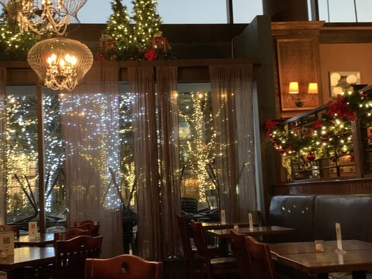 D4 Irish Pub & Cafe by null