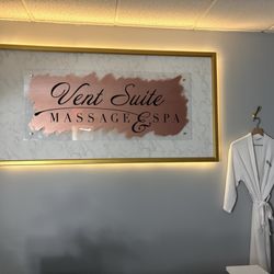 Vent Suite Massage & Spa - Entry