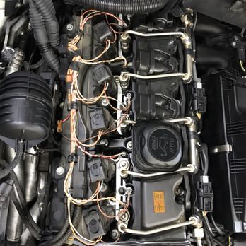 Auto Shop Services - Valve cover bmw 5 series 2010 turbo - Auto Repair Near Me - Capitol Heights, Maryland