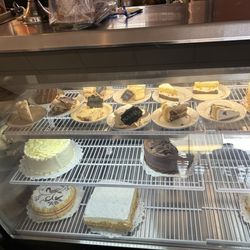 Dama Bakery - cakes