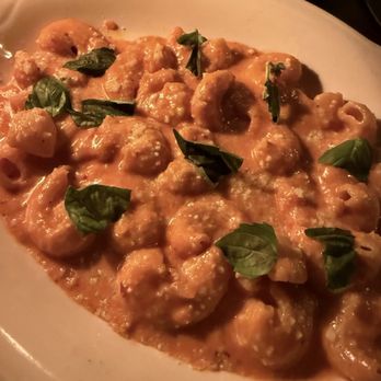 Gilt Bar - Vodka Rigatoni - New American Near Me - Chicago, Illinois Gilt Bar - Vodka Rigatoni - New American Near Me - Chicago, Illinois