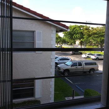 Streakless Shine Window Cleaning - Window cleaning for the family homes in Weston and Parkland to the commercial properties and storefronts in Davie and Fort Lauderdale. - Window Washing Near Me Streakless Shine Window Cleaning - Window cleaning for the family homes in Weston and Parkland to the commercial properties and storefronts in Davie and Fort Lauderdale. - Window Washing Near Me