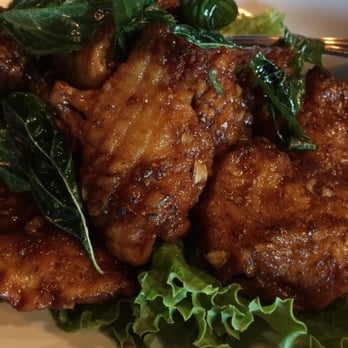 Maple Valley Thai Cuisine - Crispy garlic chicken. Yummers!! - Thai Near Me - Maple Valley, Washington