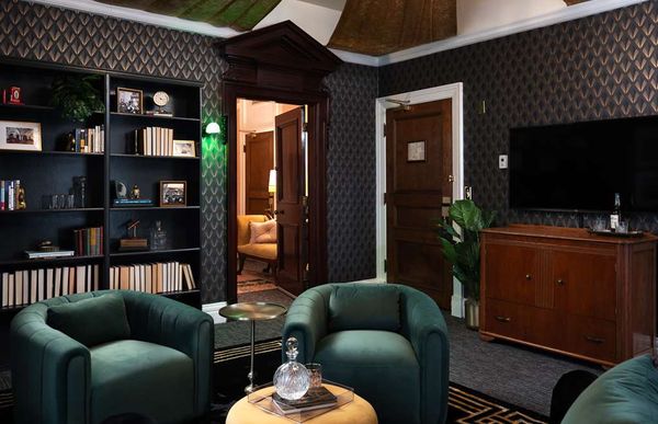 The Seelbach Hilton Louisville by null