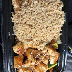 Hata Japanese Cuisine - Lunch Chicken hibachi