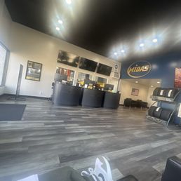 Midas lube center