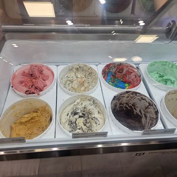 Kilwins - Chocolatiers & Shops Near Me - Denver, Colorado
