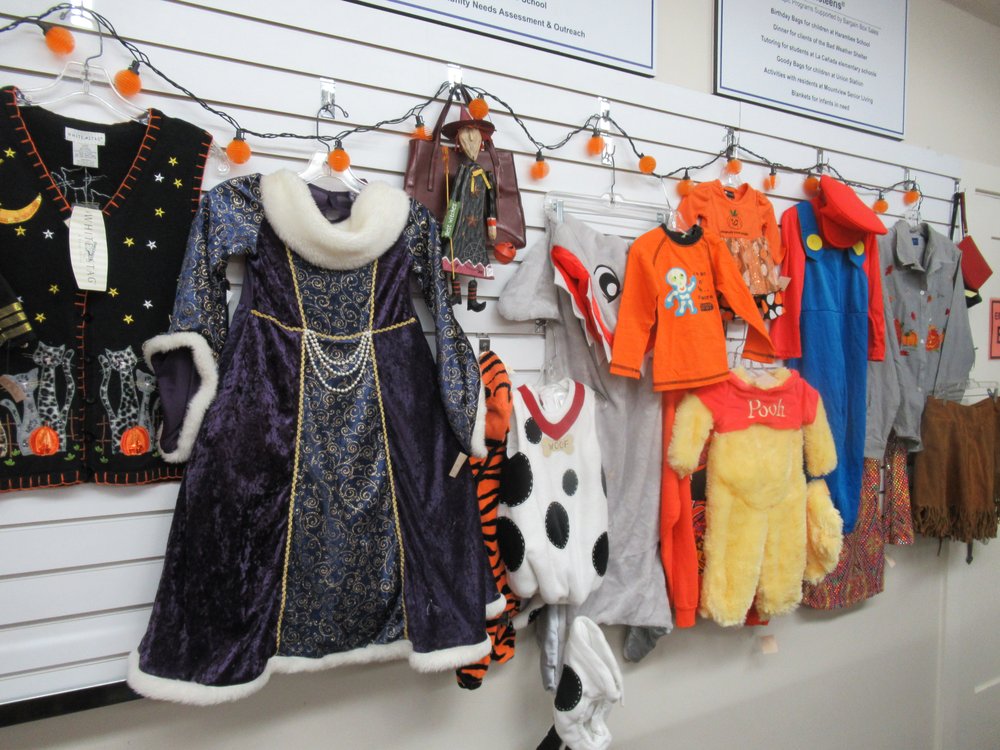 BARGAIN BOX THRIFT SHOP 31 Photos & 14 Reviews 4607 Oakwood Ave, La