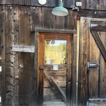 Kindred Oak Farm - Bed & Breakfast Near Me - Paso Robles, California