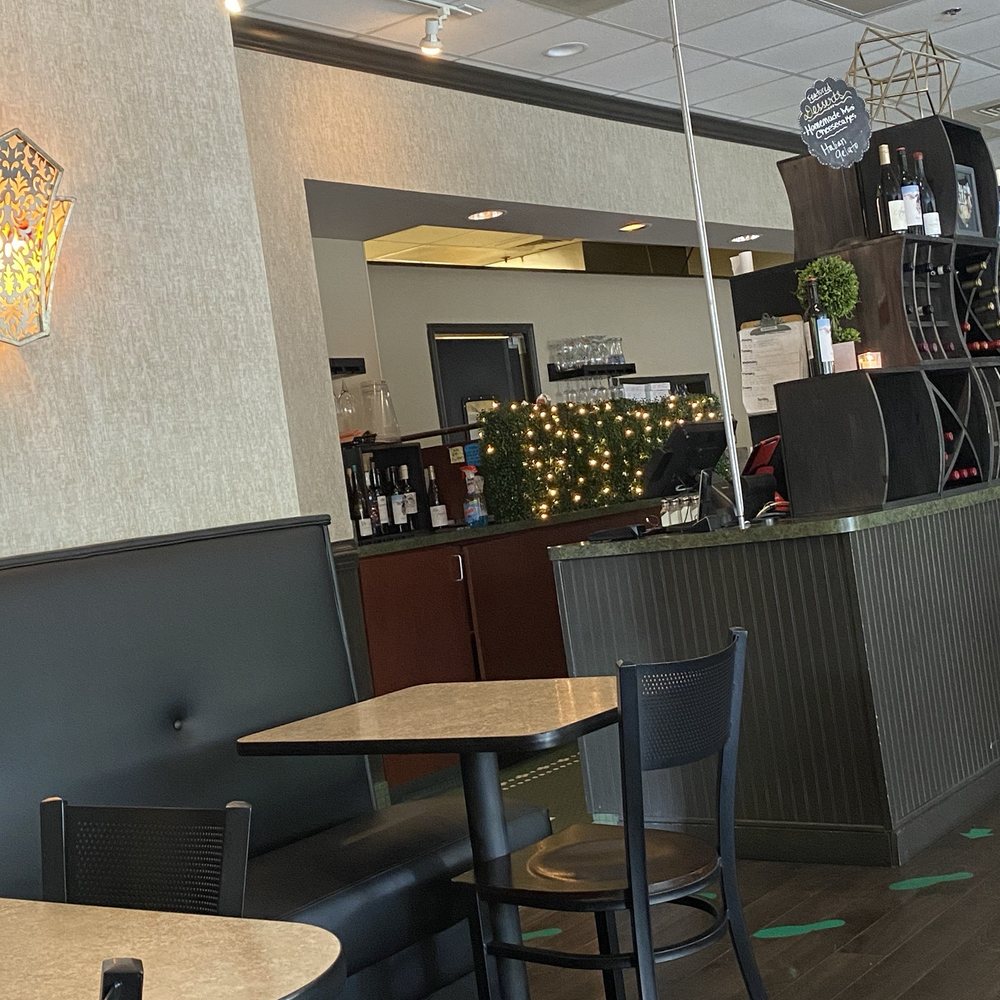 Cristo's Bistro - Pizza Near Me - Holly Springs, North Carolina Cristo's Bistro - Pizza Near Me - Holly Springs, North Carolina