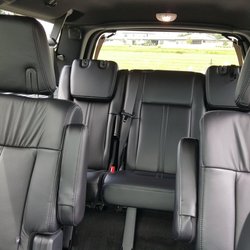 Lightning Limo & Car