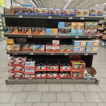 ALDI - Snacks - Grocery Near Me - Simi Valley, California
