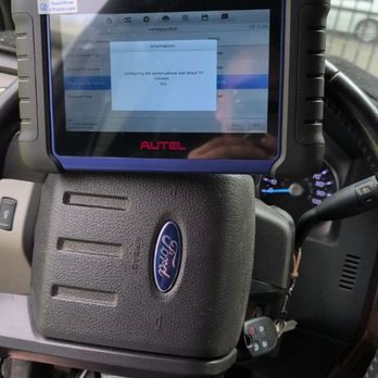 My Locksmith Service - Programming a new key Ford - Keys & Locksmiths Near Me - Antelope, California My Locksmith Service - Programming a new key Ford - Keys & Locksmiths Near Me - Antelope, California