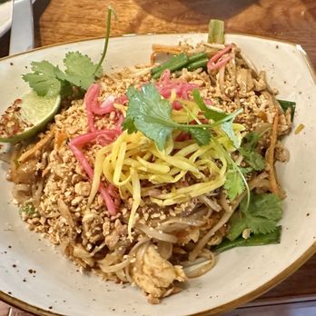 Malai Kitchen - Chicken Pad Thai - Thai Near Me - Dallas, Texas