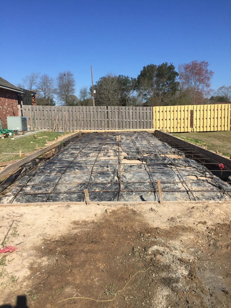 Slide of J&M Home Improvements