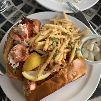 Sun Singer Wine and Spirits - Lobster roll - Beer, Wine & Spirits Near Me - Champaign, Illinois Sun Singer Wine and Spirits - Lobster roll - Beer, Wine & Spirits Near Me - Champaign, Illinois