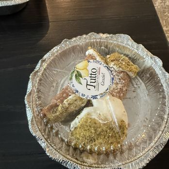 Tutto Italian Kitchen - Cannoli with pistachios - Italian Near Me - Mckinney, Texas Tutto Italian Kitchen - Cannoli with pistachios - Italian Near Me - Mckinney, Texas