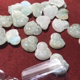 Pretty jade Buddha pendants Pretty jade Buddha pendants
