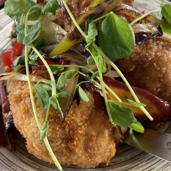 Lineage - Crispy Cauliflower Sweet & Sour Plum Sauce - Asian Fusion Near Me - Wailea, Hawaii Lineage - Crispy Cauliflower Sweet & Sour Plum Sauce - Asian Fusion Near Me - Wailea, Hawaii