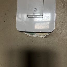 Unpatched walls left by this shady company. Unpatched walls left by this shady company.