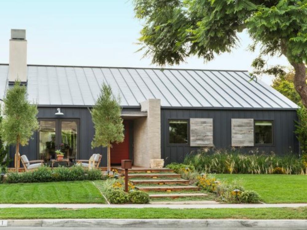 Slide of Jackson Metalworks